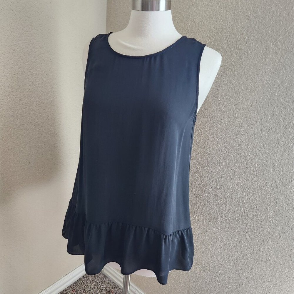 Acrobat 100% Silk Womans Black Sleeveless‎ Silk Top Ruffle Bottom Sz M